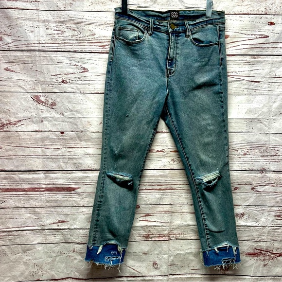 BDG Urban Outfitters Twig High Rise Destroyed Acid Wash Two Tone Jeans Size 29 - Picture 1 of 3